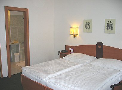 Hotel Merkur photo 1