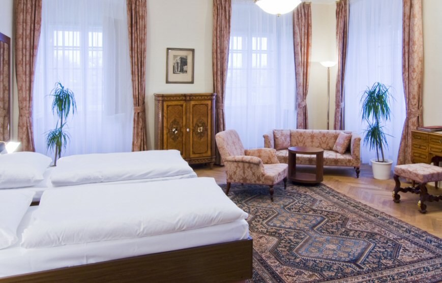 Hotel Zmek Liblice photo 1 - full size