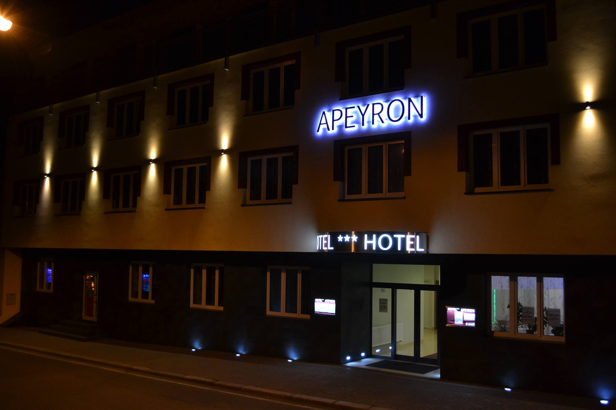 Hotelu Apeyron esk Brod 12