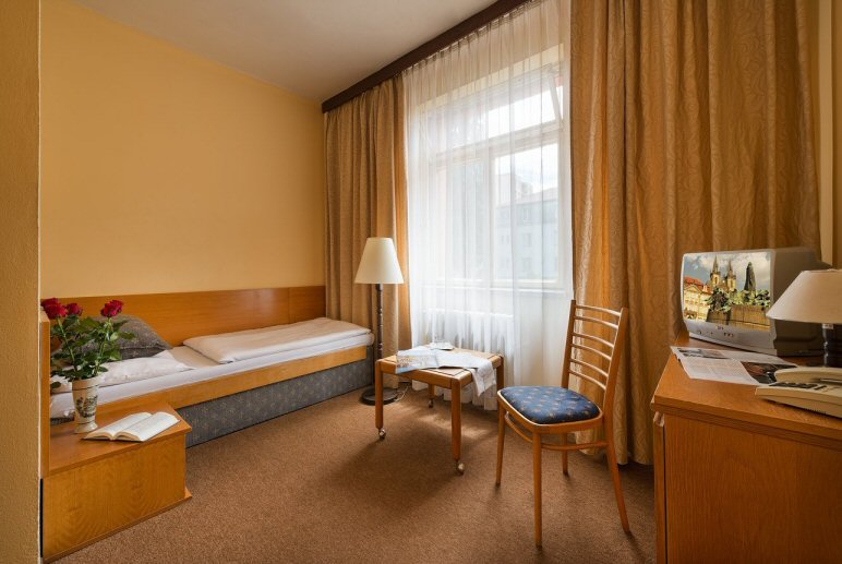 PENSION FANTASIA PRAGUE fantasia2.jpg