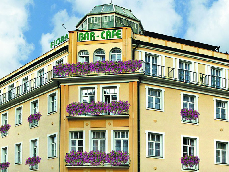 Hotel Flora Marinsk Lzn