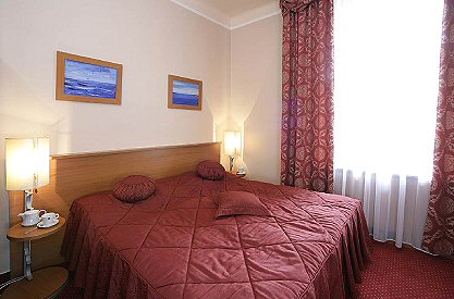 HOTEL GALLERY SIS PRAGUE sis2.jpg