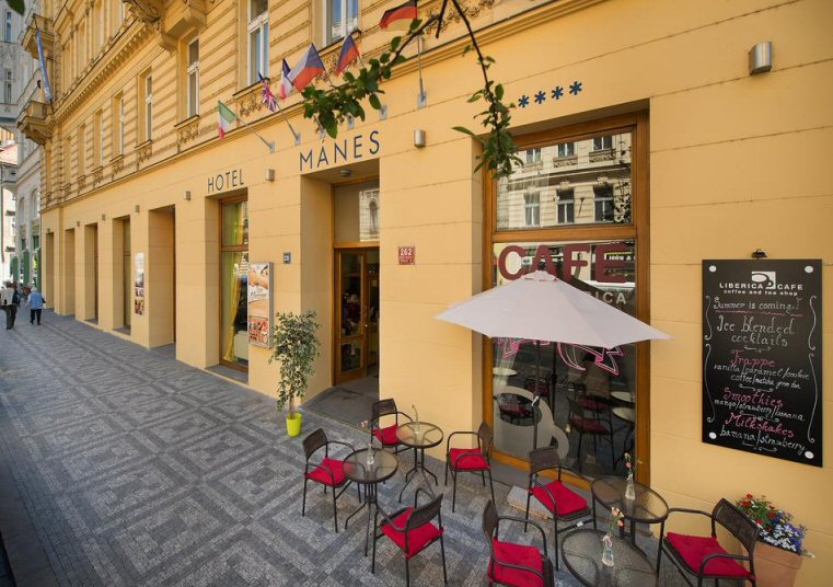 Hotelu EA Mnes Praha 12