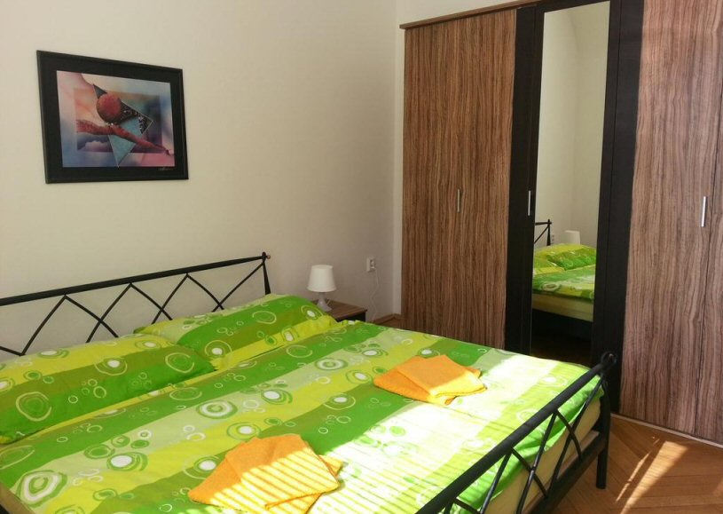 Apartmn Nrodn  2 Praha