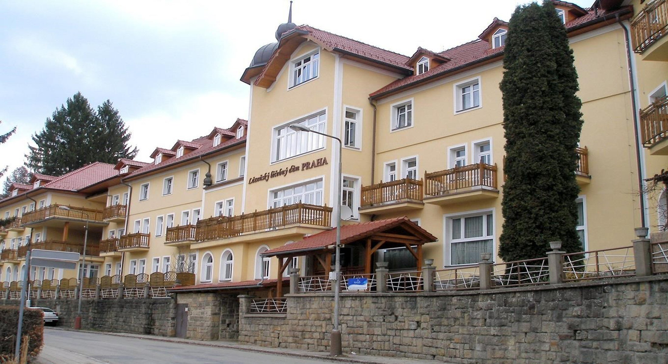 Hotelu Praha Luhaovice 1