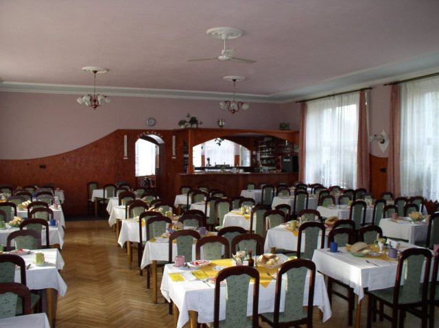 Hotelu Praha Luhaovice 7