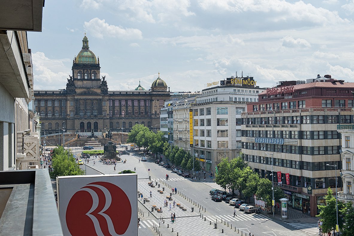 Hotelu EA Ramada City Praha 12