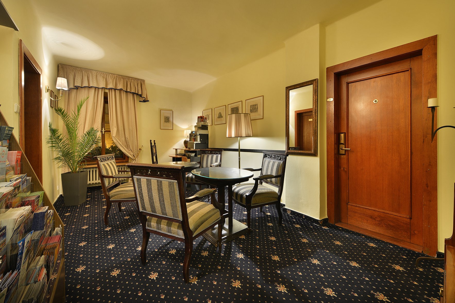 Hotelu U T Ptros Praha 7